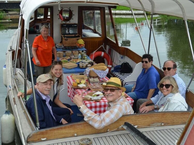 Luxury Canal Boat Cruise Business Located Gloucester