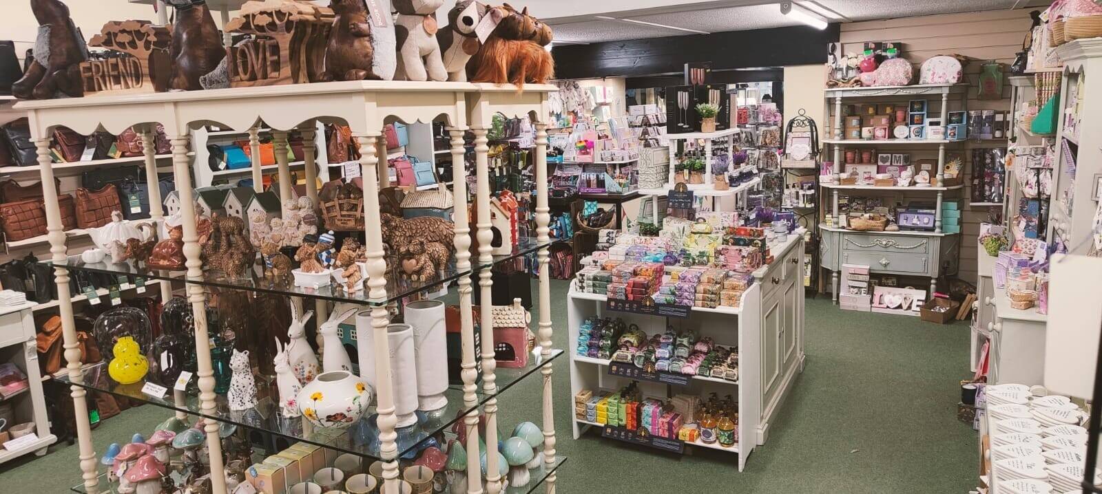 Chaming High Street Card & Gift Retailer, Prime Location. Photo 11