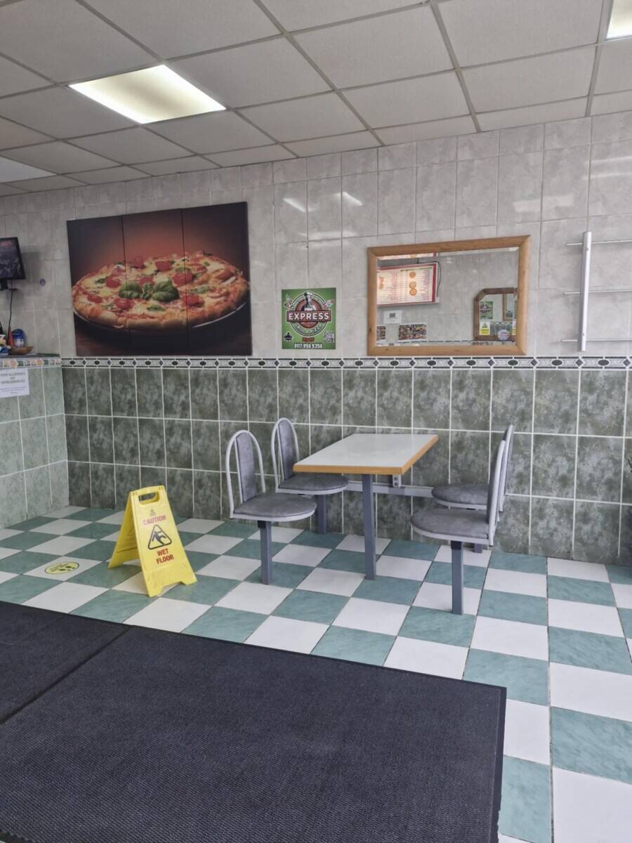 Pizza & Kebab Shop For Sale in Bristol Photo 11