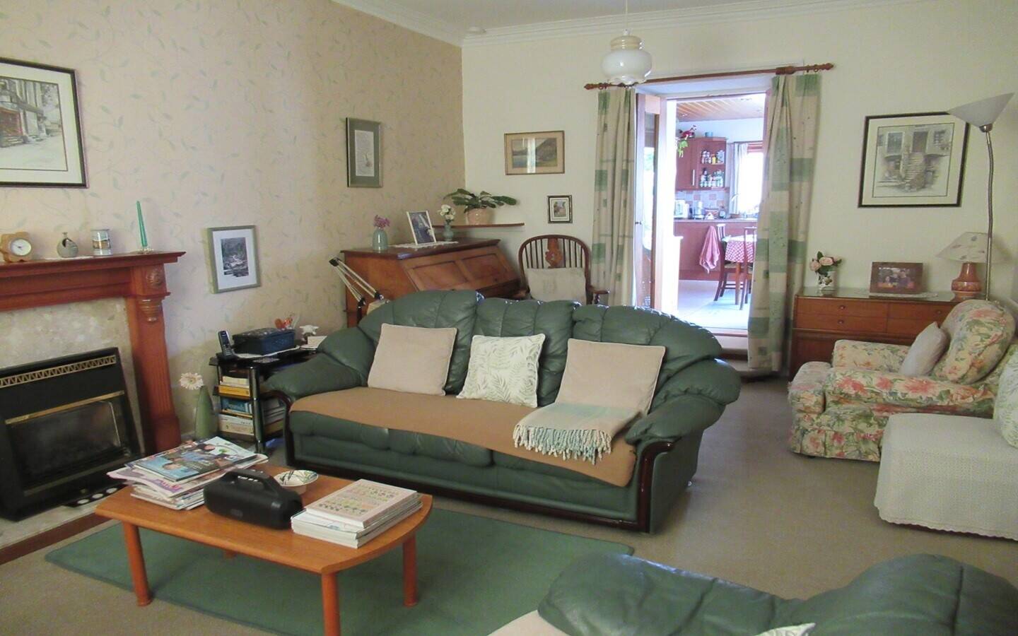 Very Well-known Long-Established Retail Shop Business, with comfortable owners’ accommodation above
