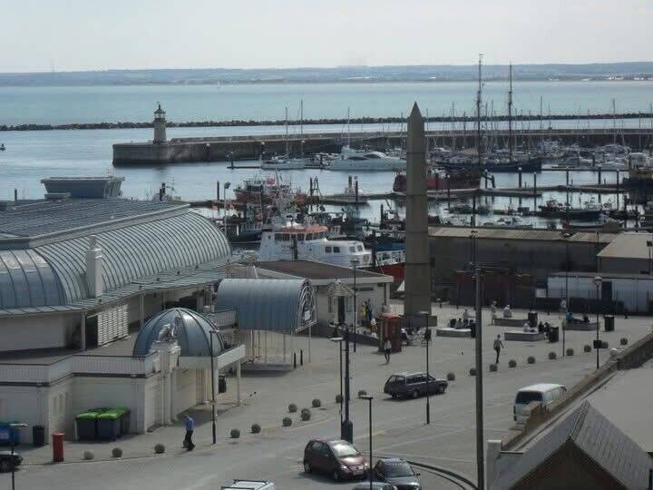 Prime Seafront Caf&eacute;/Takeaway Business For Sale &ndash; Incredible Location & Opportunity