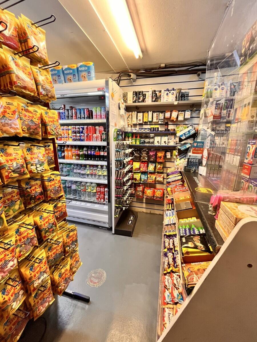 Freehold Off-Licences Convenience Store in Reading