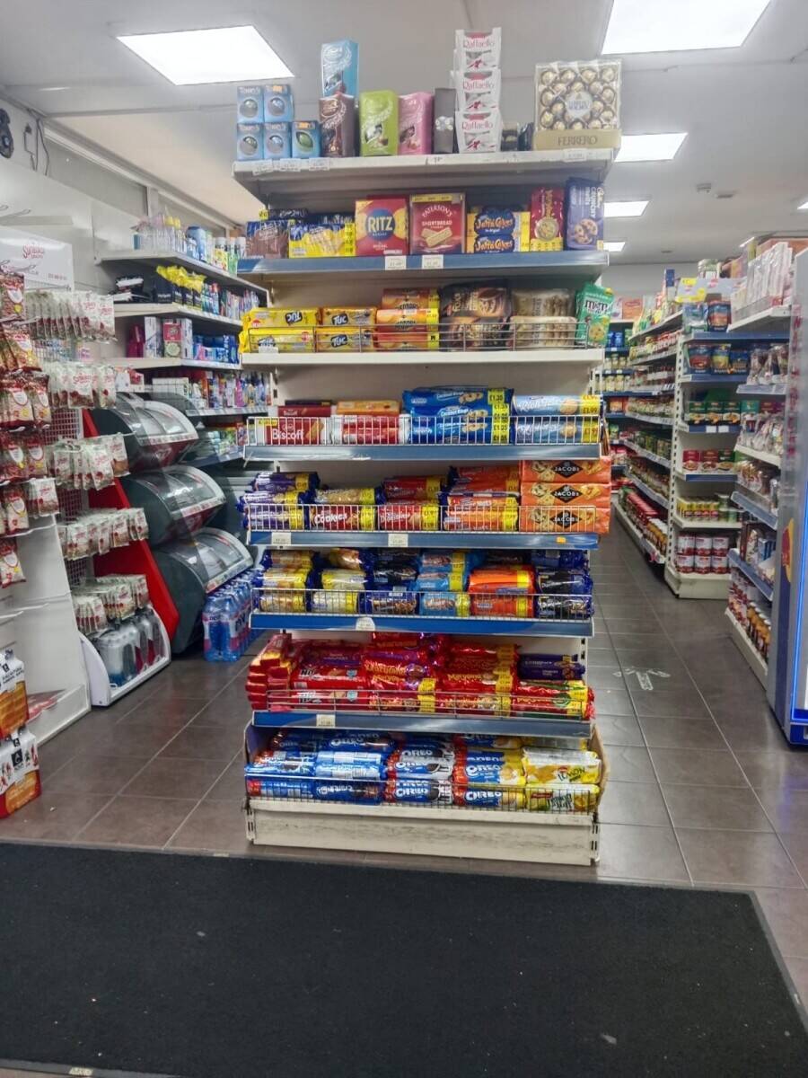 Convenience Store for Sale on Busy High Street in London