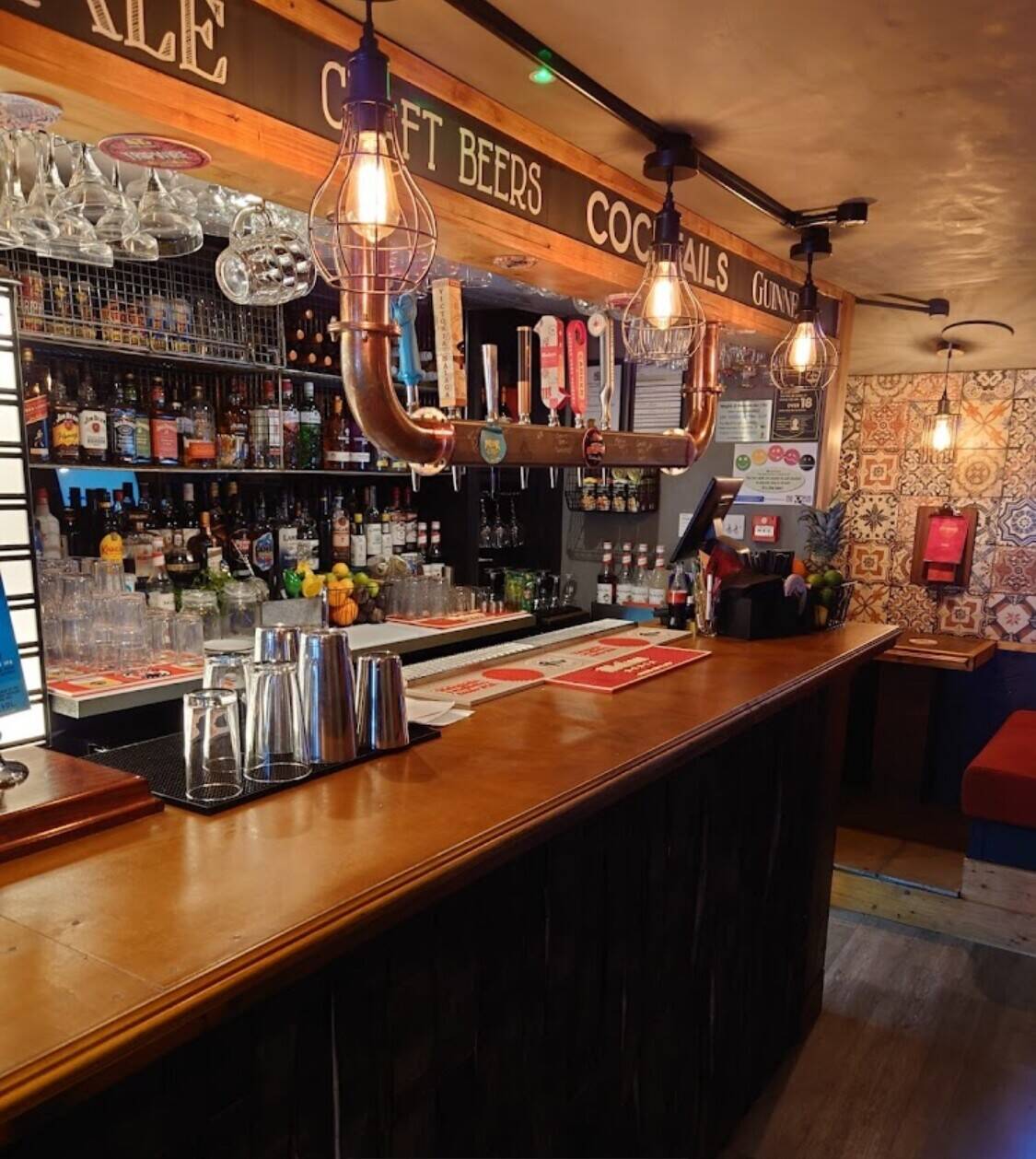 Established Bar for sale location in Lymm Cheshire. Photo 11