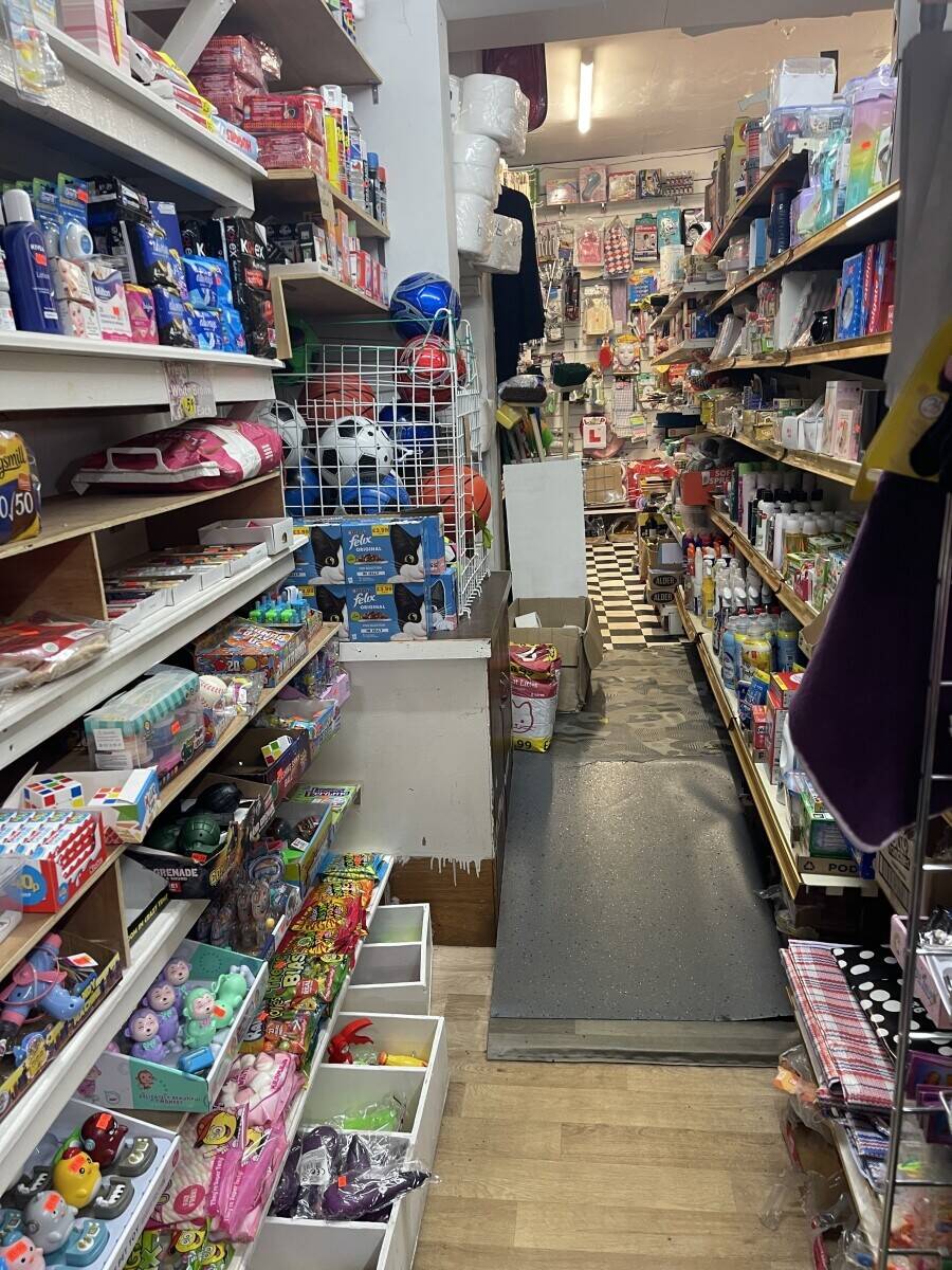Convenience & Grocery store for sale