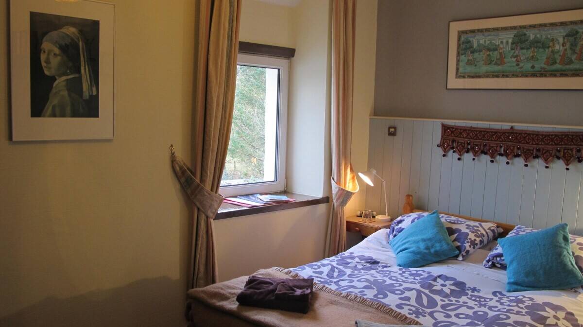 ERYRI (SNOWDONIA NATIONAL PARK) - TRADITIONAL BED & BREAKFAST AND TEAROOMS