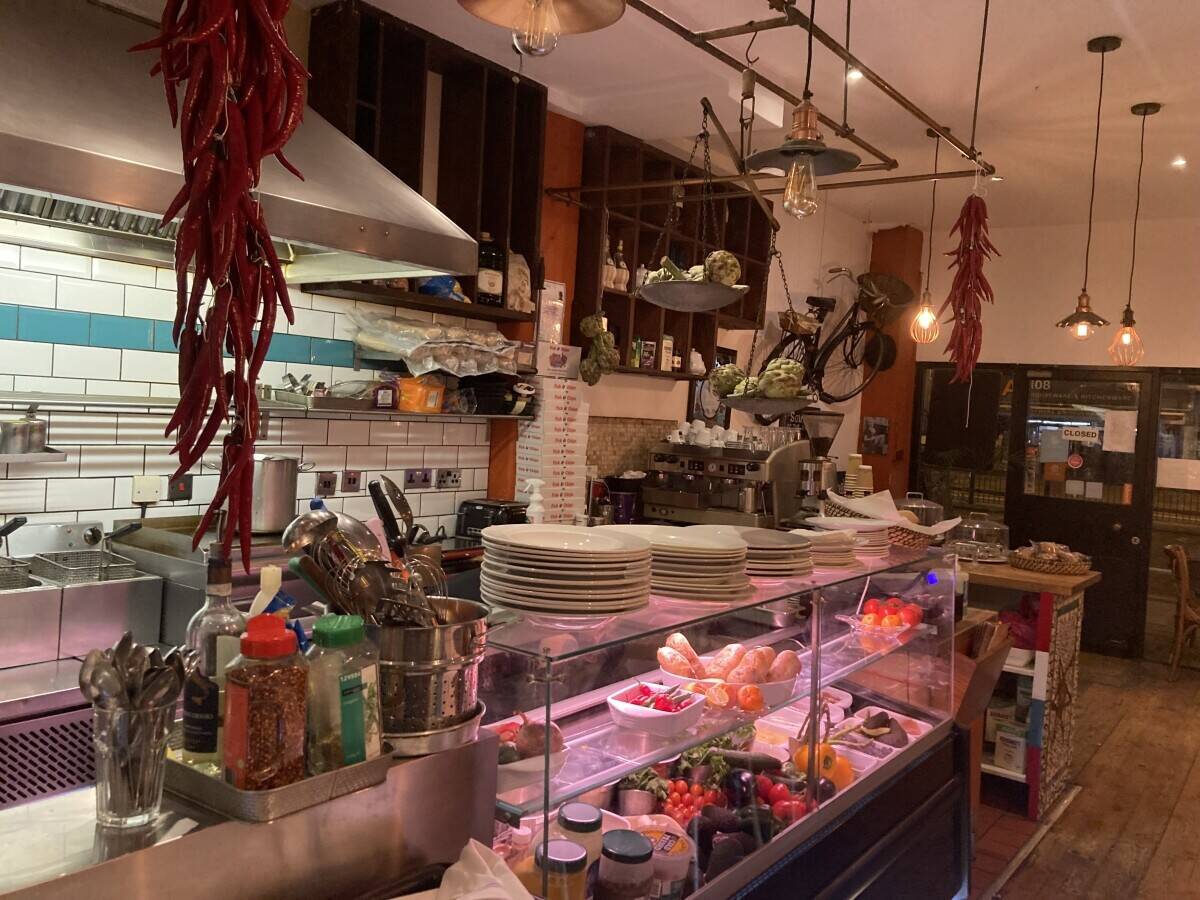 REDUCED PRICE !!Italian restaurant, cafe , bistro for sale Hampstead