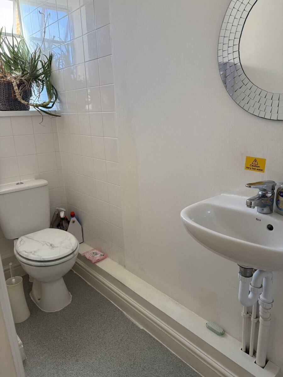 Award Winning Thai Therapy business for Sale in Newbury, Berkshire Photo 11