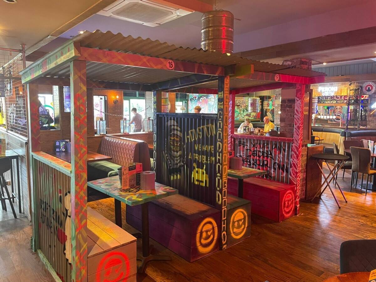 Restaurant & bar for sale in Southport prime location Photo 11