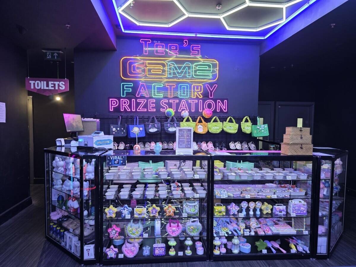Fully Equipped Arcade & Food Place for Sale Photo 11