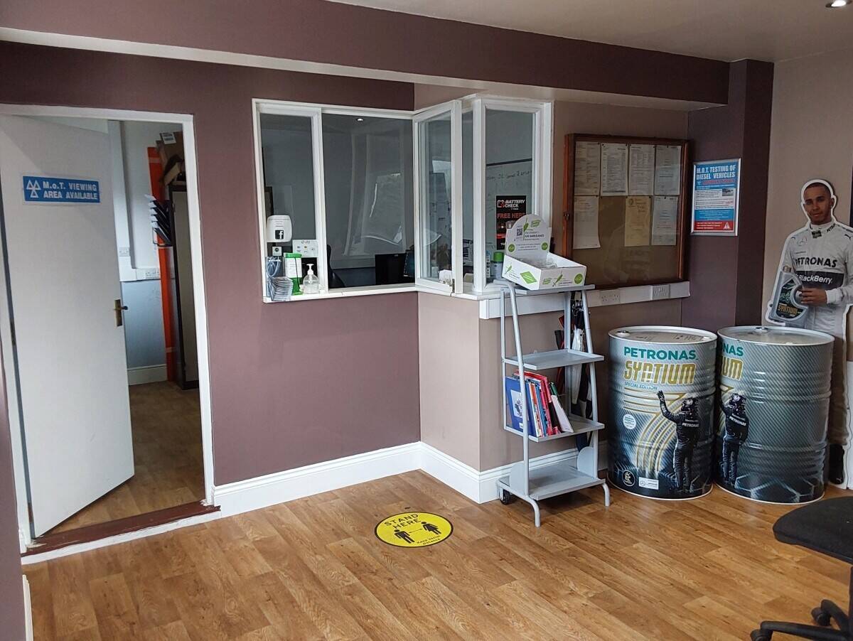 Freehold MOT Garage Services Specialist Vehicle Repairs Maintenance Business Southport For Sale Photo 11