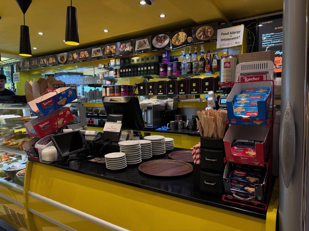 The Sunflower Caf&eacute; & Cr&ecirc;perie &mdash; Business For Sale