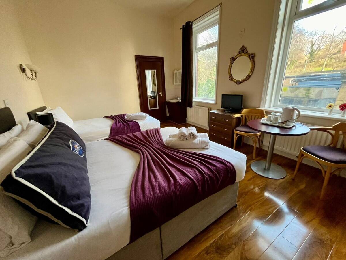 Hotel for sale in Birtley Tyne and Wear Photo 11