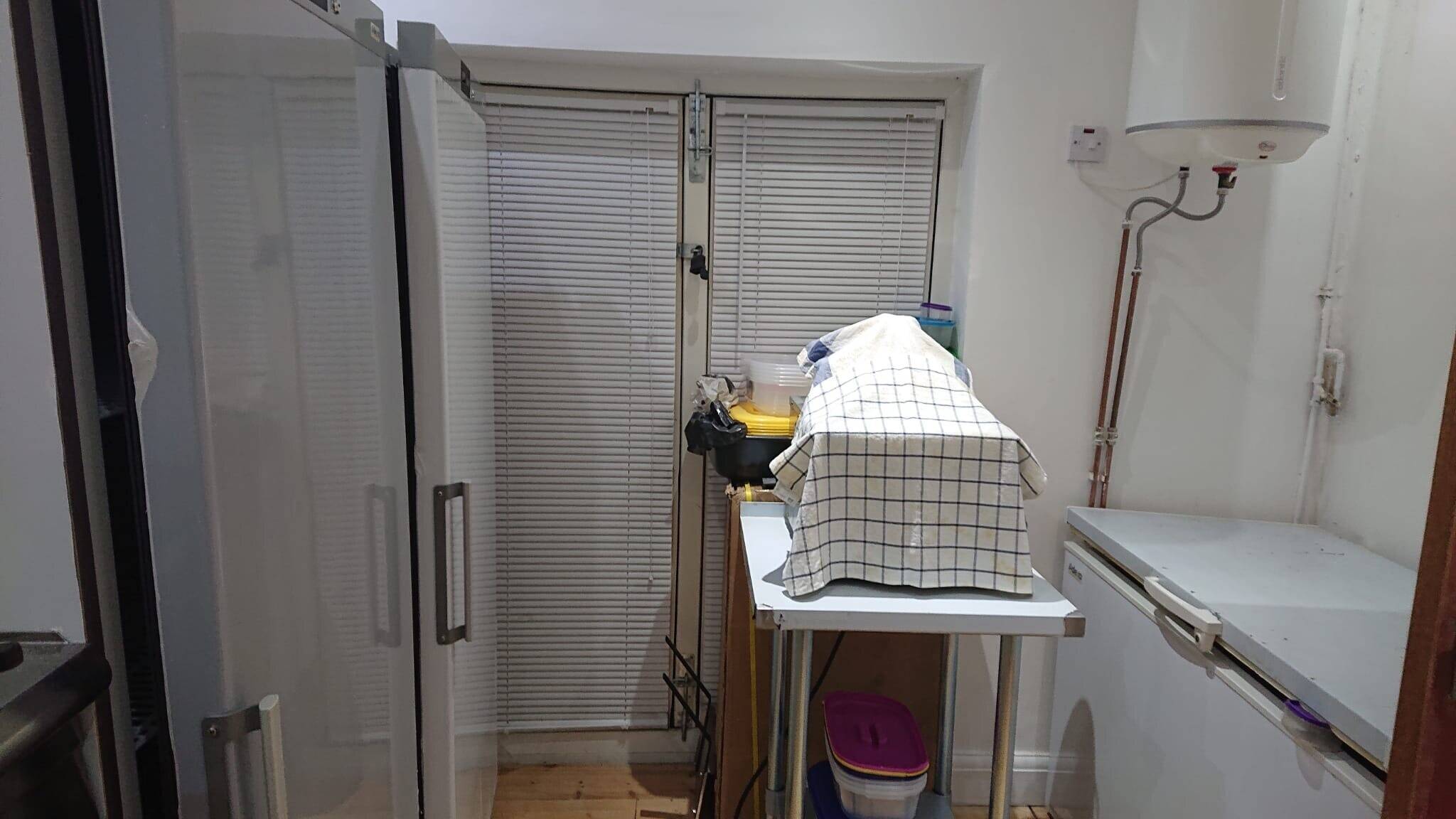 Hot Food Takeaway Shop available in Westcliff Area