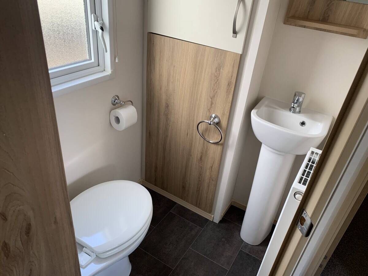 Holiday Let For Sale Photo 11