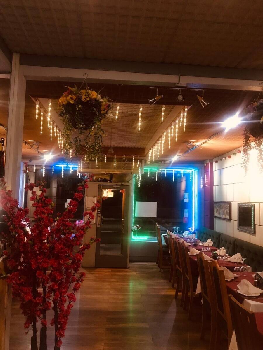 Indian restaurant with hmo property