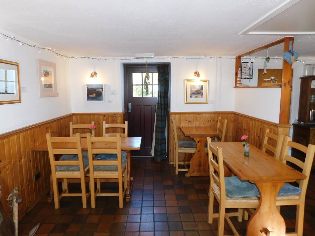 The But 'n' Ben traditional Restaurant for sale in Auchmithie Photo 10