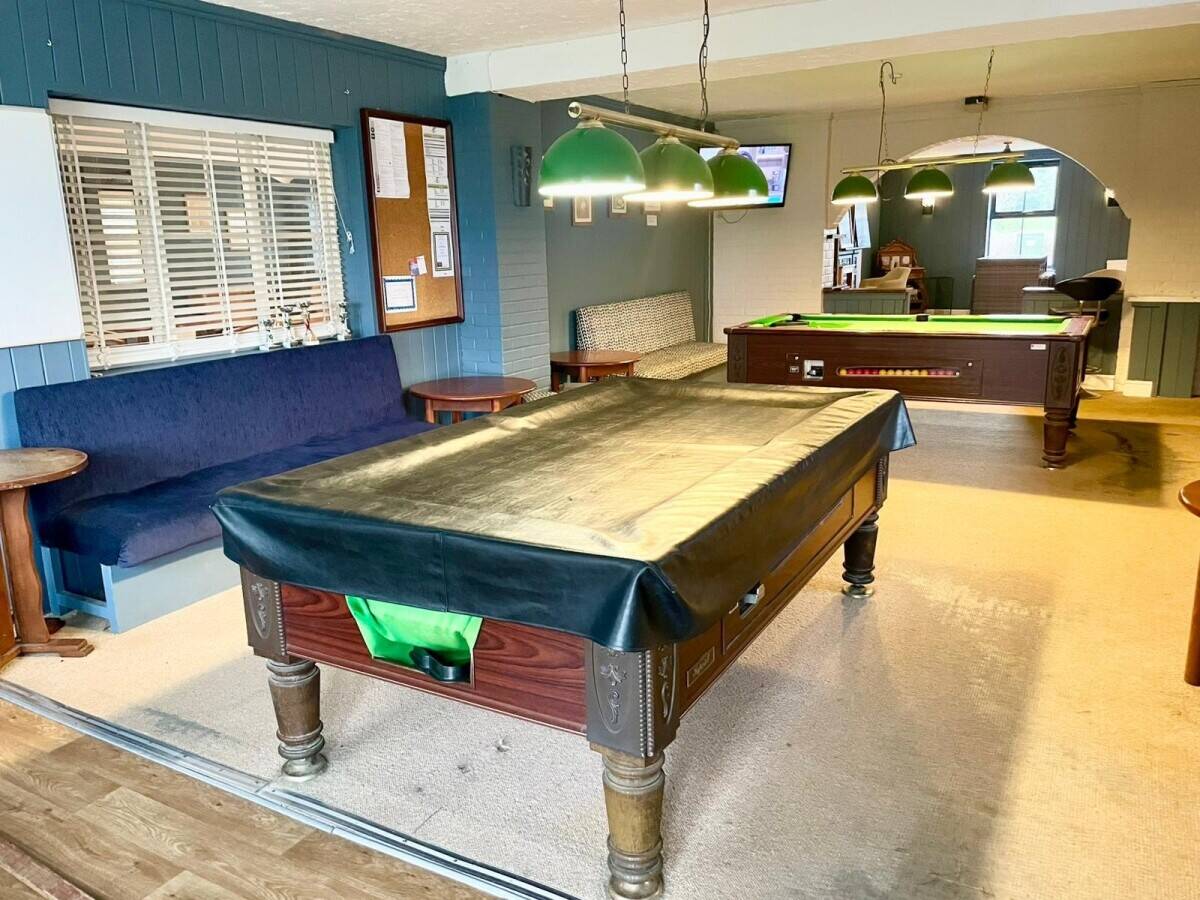 NORFOLK - 4 BEDROOM FOOD-LED PUB WITH LARGE BEER GARDEN AND CAR PARK Photo 11