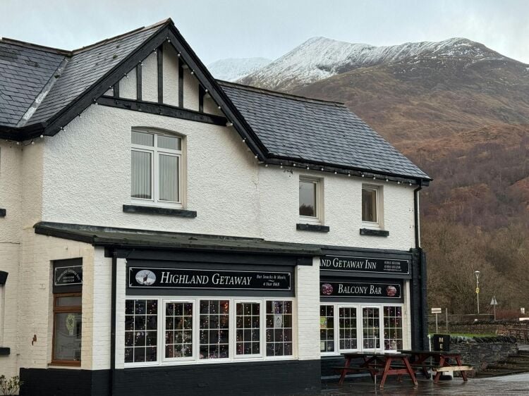 Highly Profitable Highland Inn, Restaurant, Bar and Accommodation Photo 11