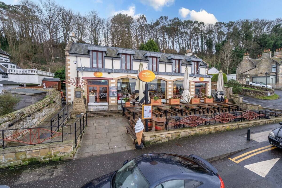 *NEW PRICE* Well Established Bistro-Bar & Restaurant under Iconic Forth Bridges