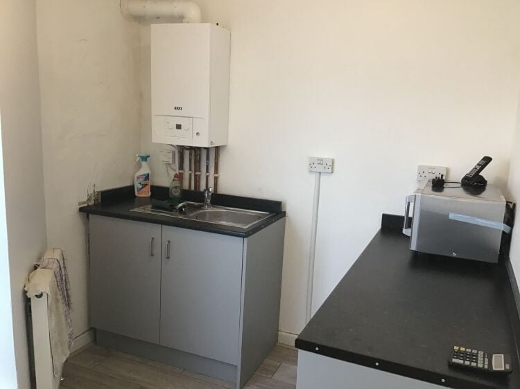 EXCELLENT FISH & CHIP SHOP WITH OWN FLAT, BRIDGEND Photo 11