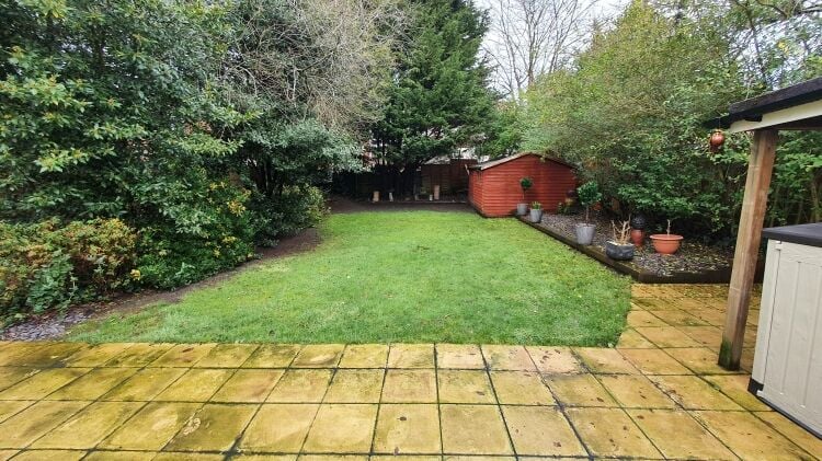 10 Bedroom Hotel With 2 Bedroom 2 Reception Owners Garden Flat