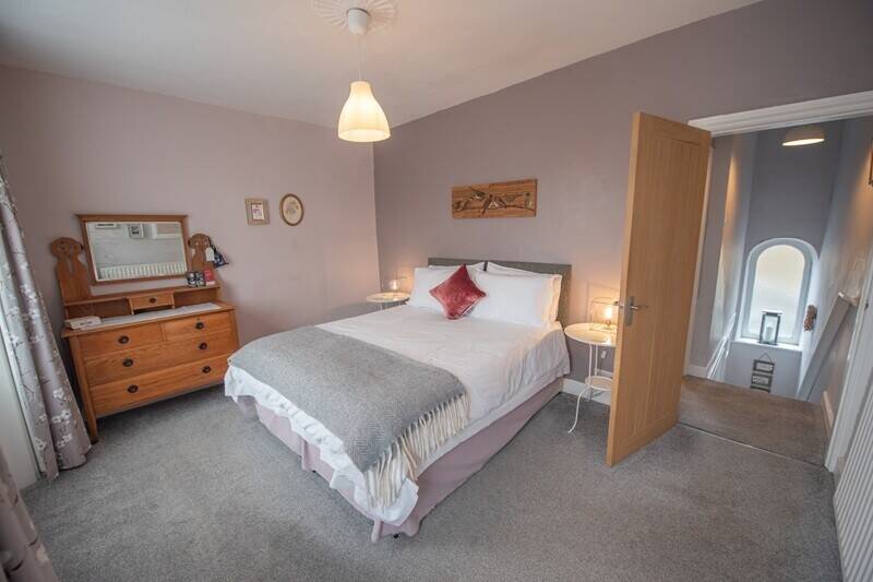 Exceptional, Established Holiday Cottage in the picturesque village of Cononley Photo 11