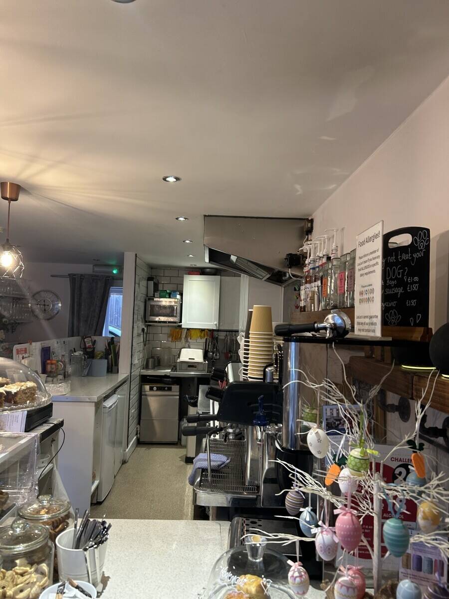 Successful Village Cafe in Leicestershire Photo 11