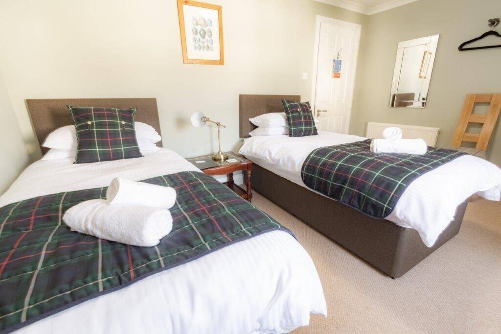 A Turnkey Hospitality Business with Established Reputation - To Let Photo 11