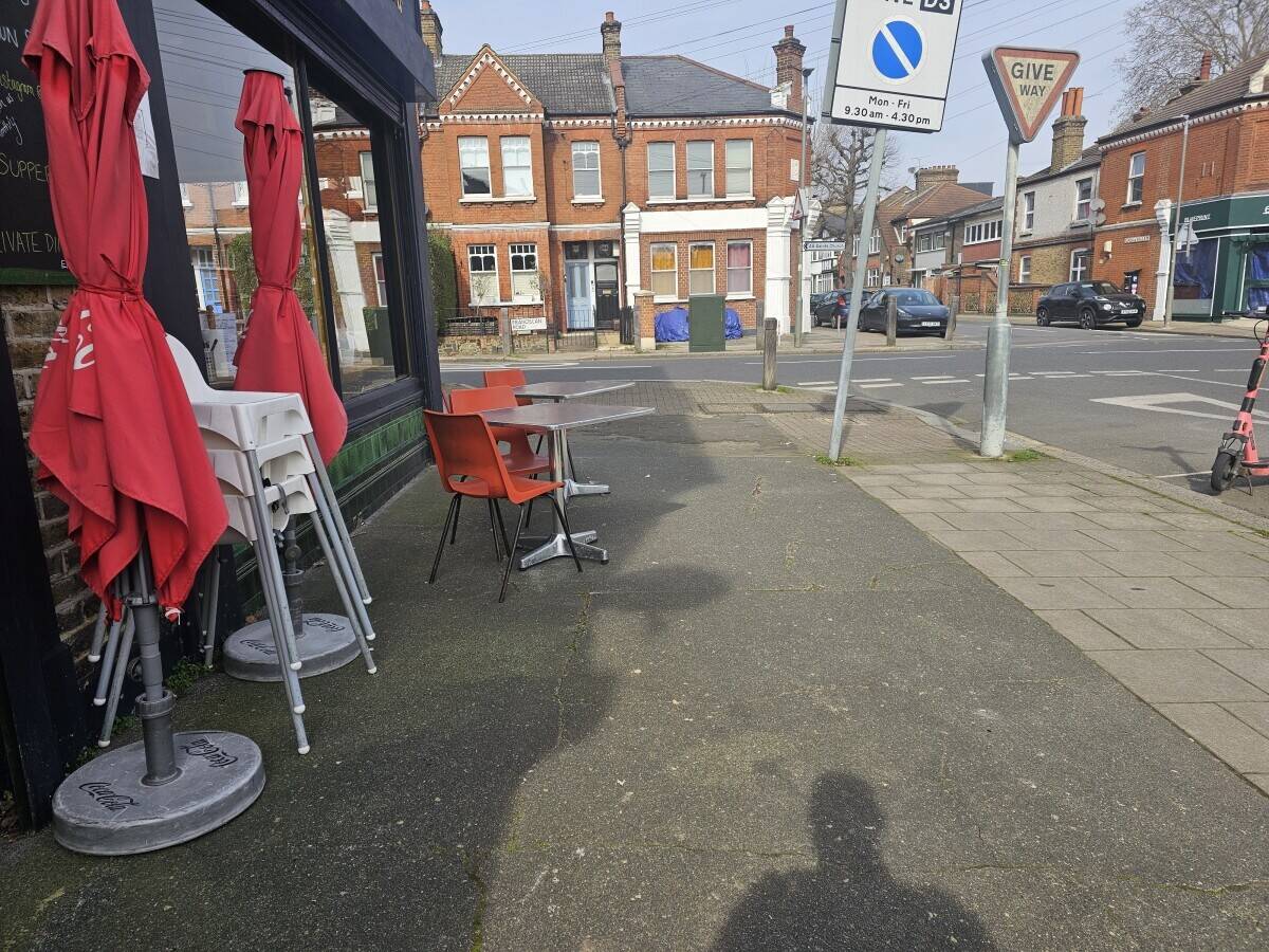 Prominent Corner Café Opportunity – Tooting Bec must be seen.