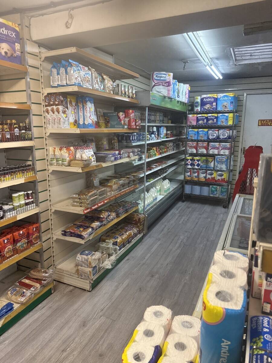 Busy East Finchley Off-Licence & Convenience Store &ndash; Long Lease Photo 11