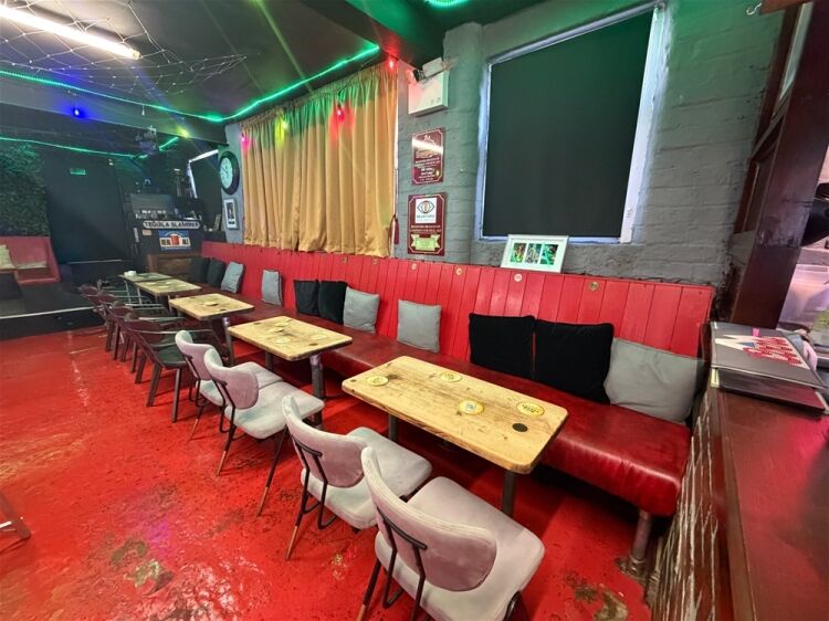 Licenced Trade, Pubs & Clubs For Sale in Cleckheaton