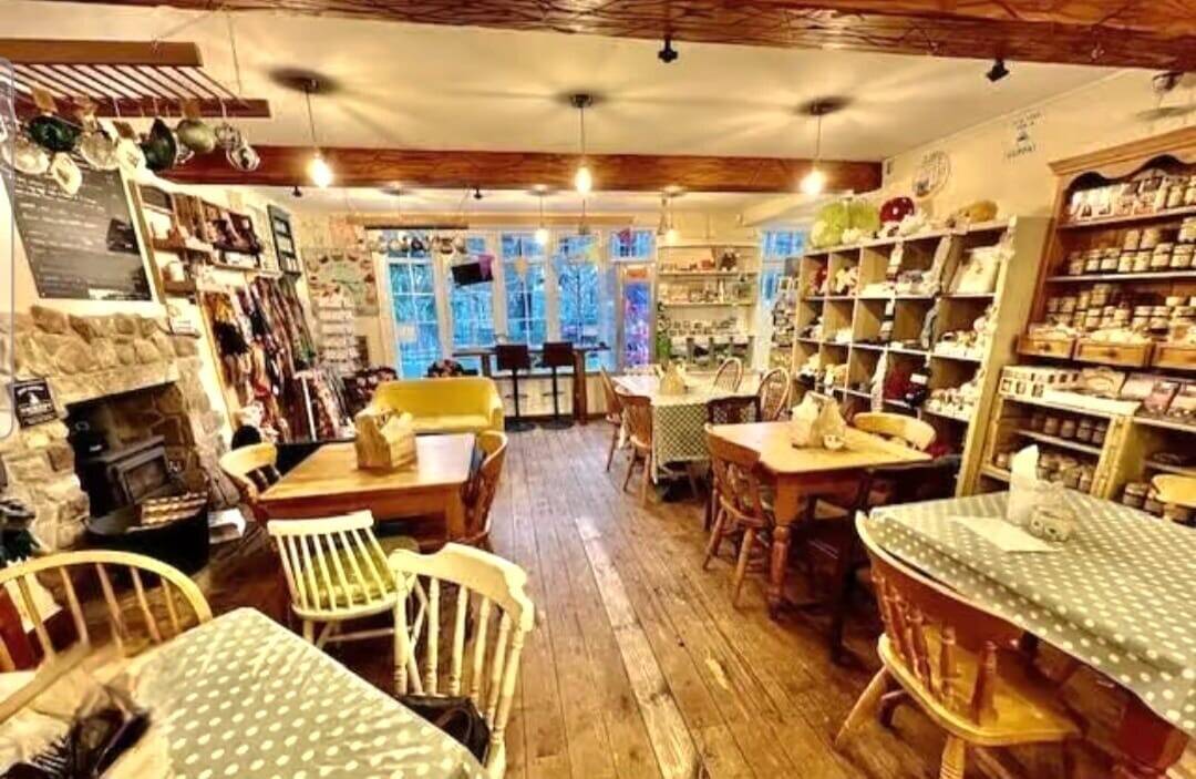 Freehold Licensed Village Tea Room Café Post Office Gifts Living Accommodation Hornby Lancashire