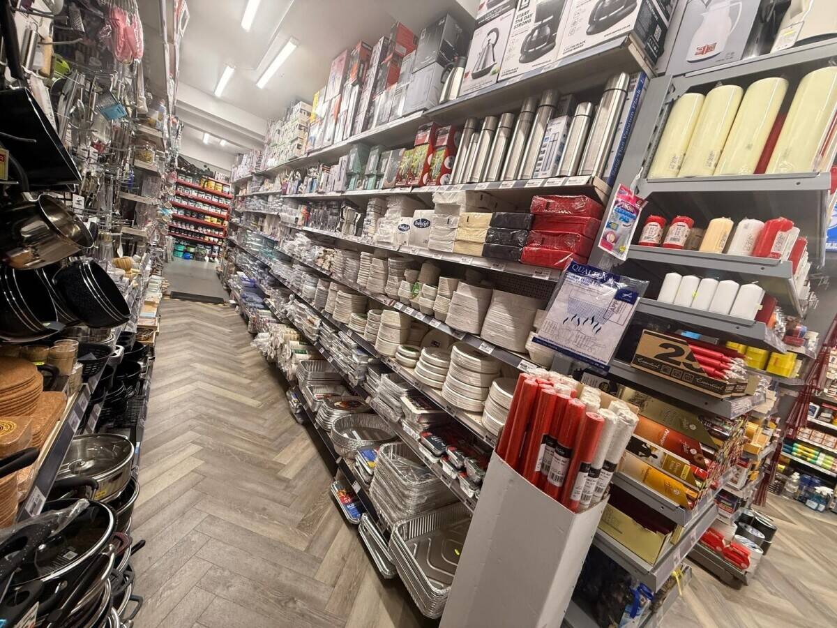 Household goods shop for sale in Hitchin!