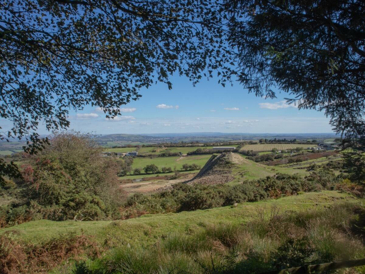 CORNWALL – WELL-APPOINTED BODMIN MOOR INN & RESTAURANT