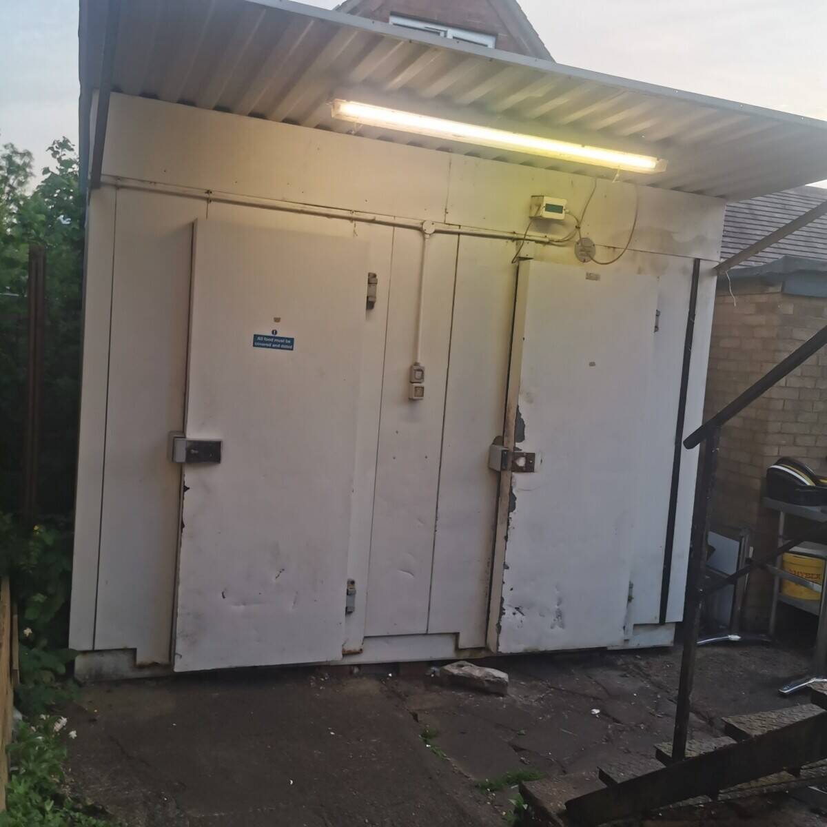 Indian /pakistani restaurant for sale in Milton Keynes  Photo 11