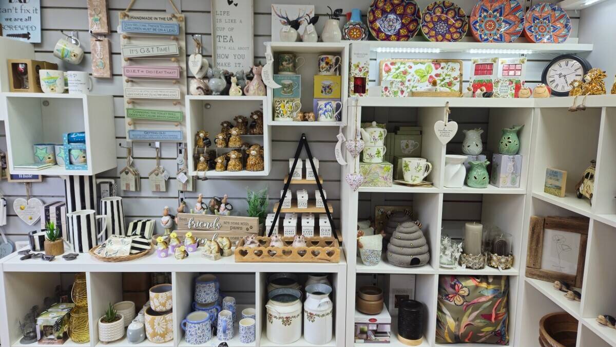 Photographic Printing and Gifts Shop For Sale, Chard, Somerset Photo 11