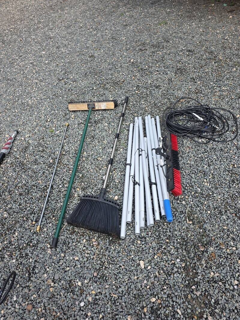 Mobile Solar Panel cleaning Service