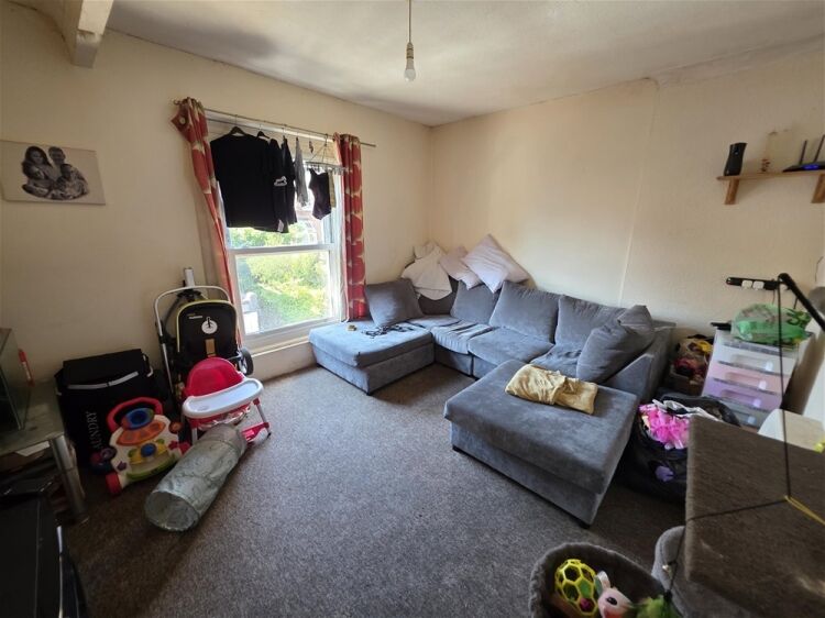 Auction Lot: 3 x Flats for sale in Torquay For Sale in Torquay