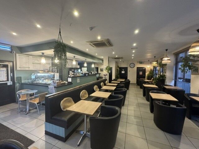 Established Leasehold Coffee Shop Located In Earlsdon, Coventry Photo 11
