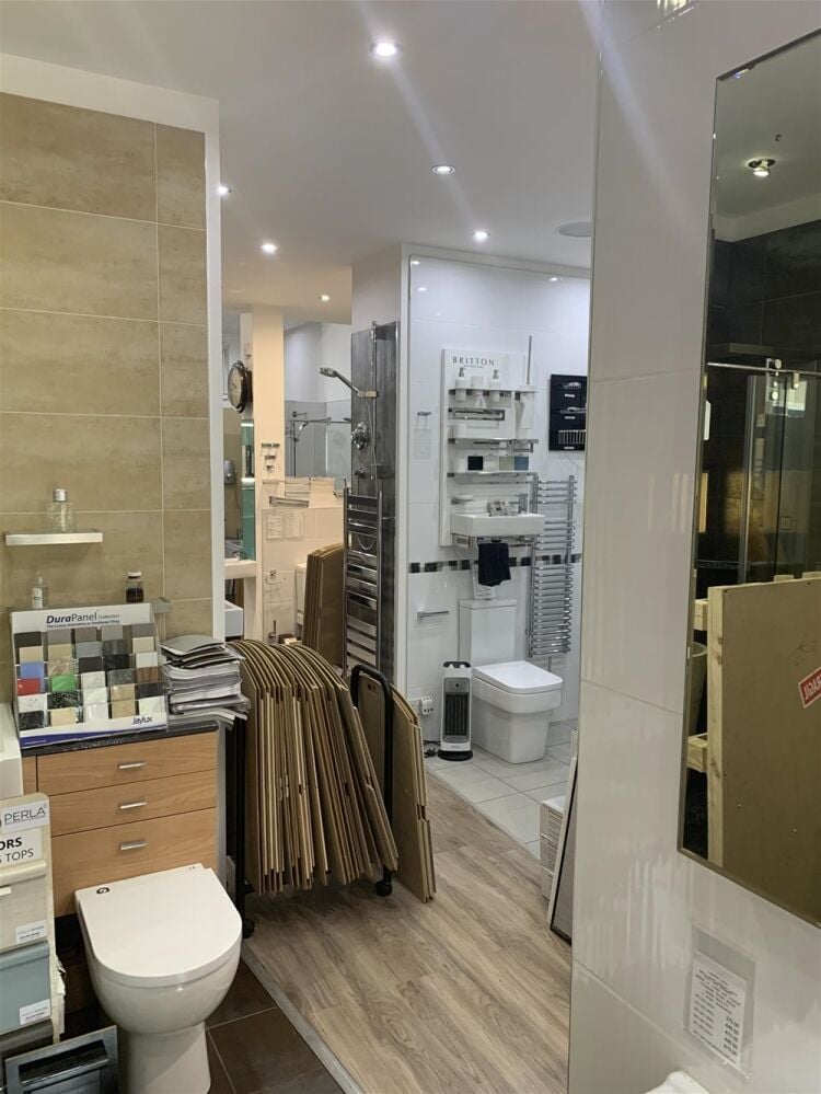 BESPOKE BATHROOM SALES & FITTING CENTRE IN EDINBURGH SUBURB Photo 12