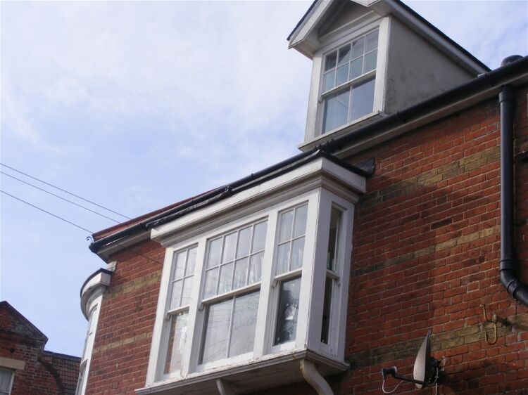 FREEHOLD SEASIDE COFFEE SHOP & DAYTIME RESTAURANT WITH SPACIOUS APARTMENT ON THE NORFOLK COAST