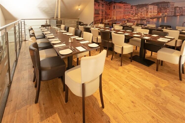 STUNNING TOWN CENTRE LICENSED ITALIAN RESTAURANT IN THE CENTRAL LOWLANDS OF SCOTLAND