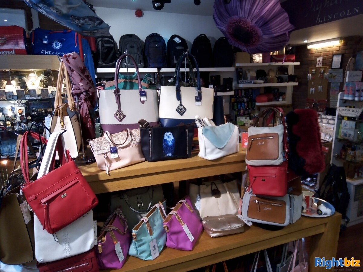 Well Established Handbag and Accessories Store in Lincoln. Premium Bailgate Location Photo 12