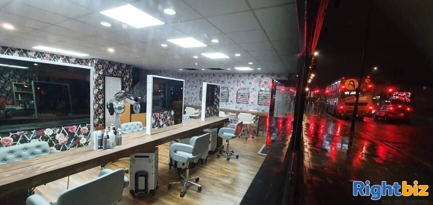 Unisex beauty salon for sale Photo 12