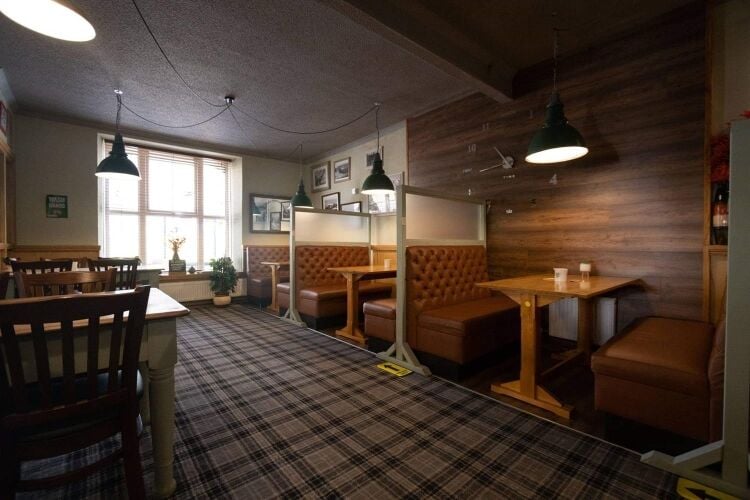 Freehold Public House & Restaurant & Hotel Located In Cwm-twrch Uchaf Photo 12