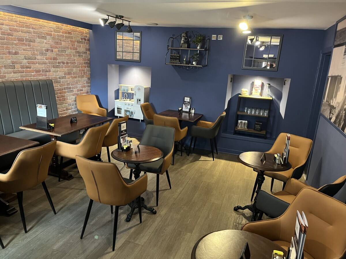 Long established profitable   coffee shop with gifts in beautiful market town
