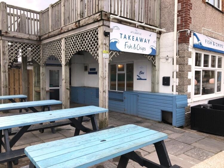 Leasehold Sea Front Café Bar & Takeaway Located In Portreath Photo 12