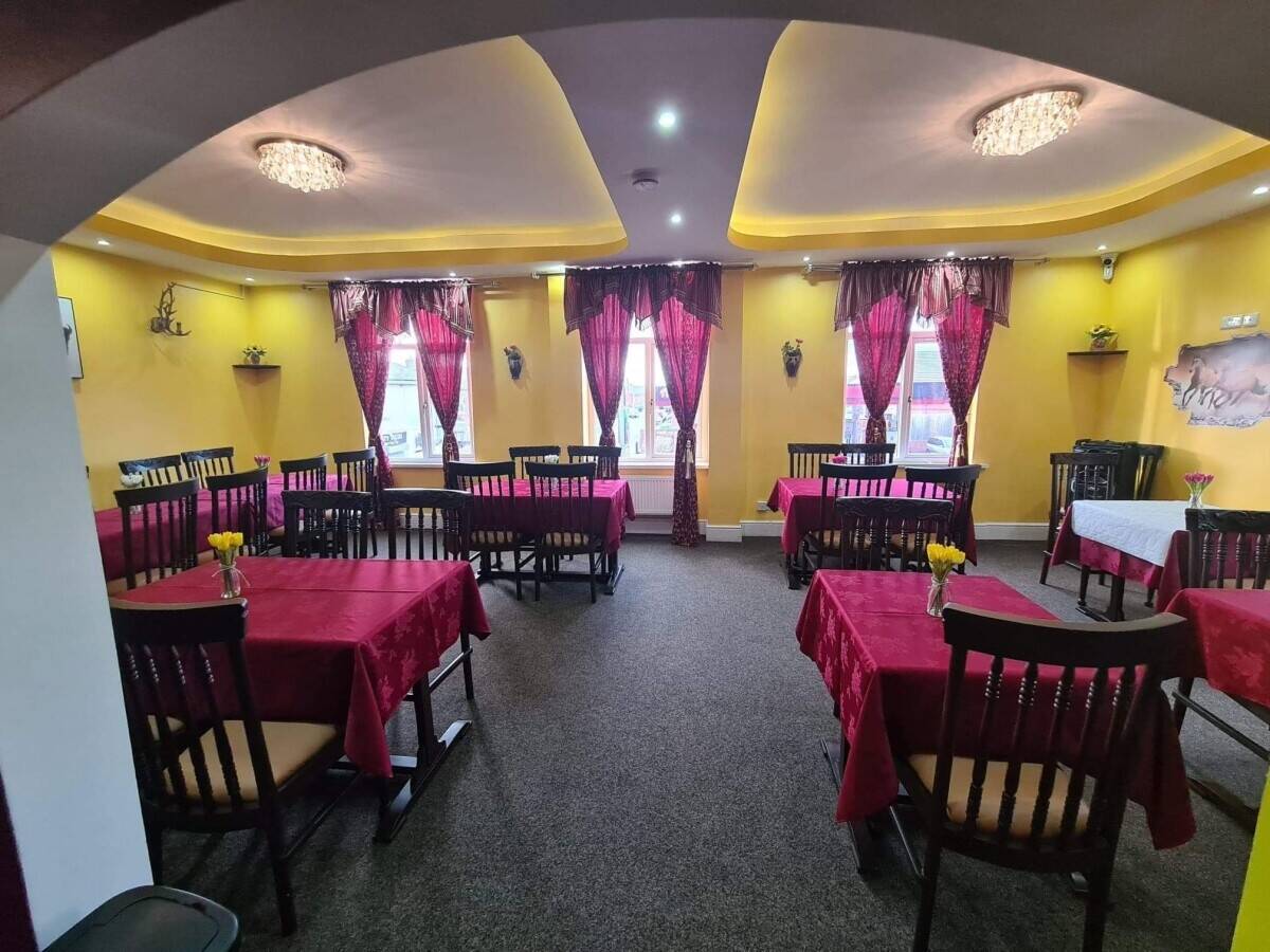 Urgent Sale of family restaurant and takeaway in Preston, Lancashire. Photo 12