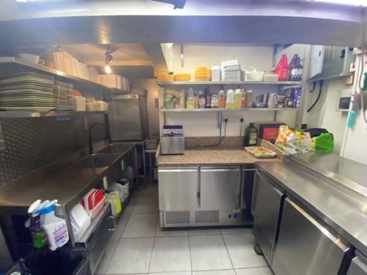 Leasehold Café Bar & Italian Restaurant Located In Sheldon Photo 12